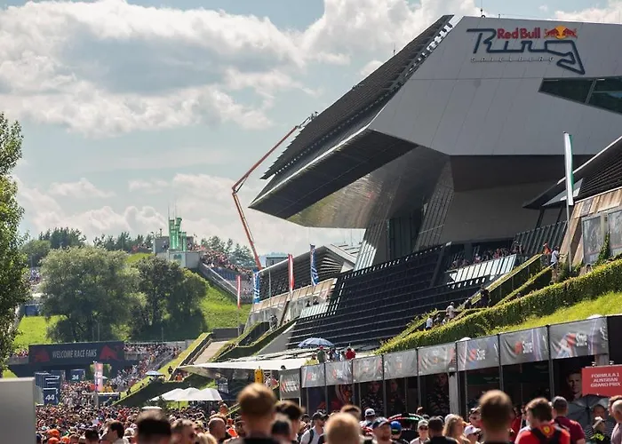 مكان تخييم Easy